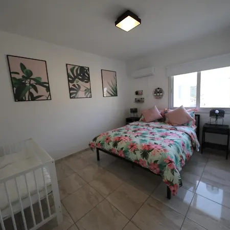Banlieue 29 - 2 Bedroom Flat In * Pafos
